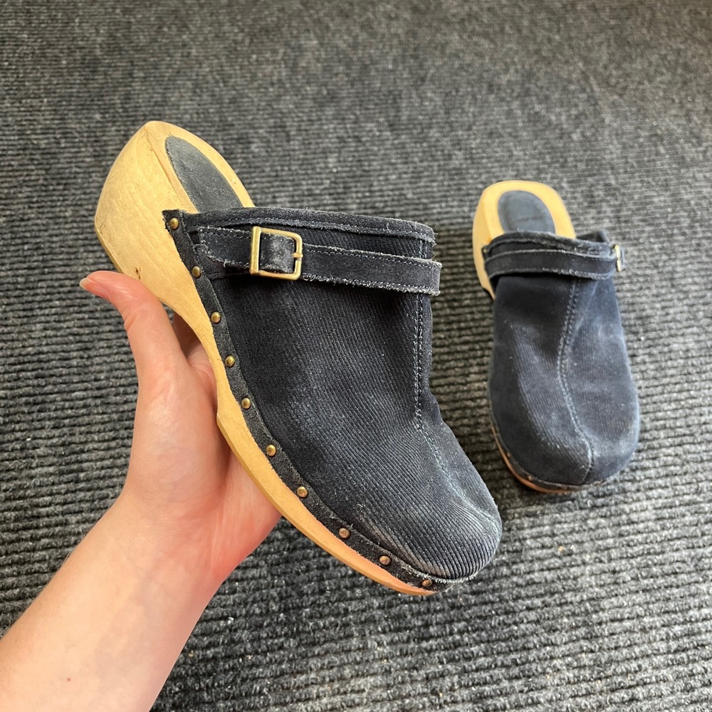 Lands End Corduroy Clogs Womens 5M Navy Blue Wood Sole Studded Buckle Mules